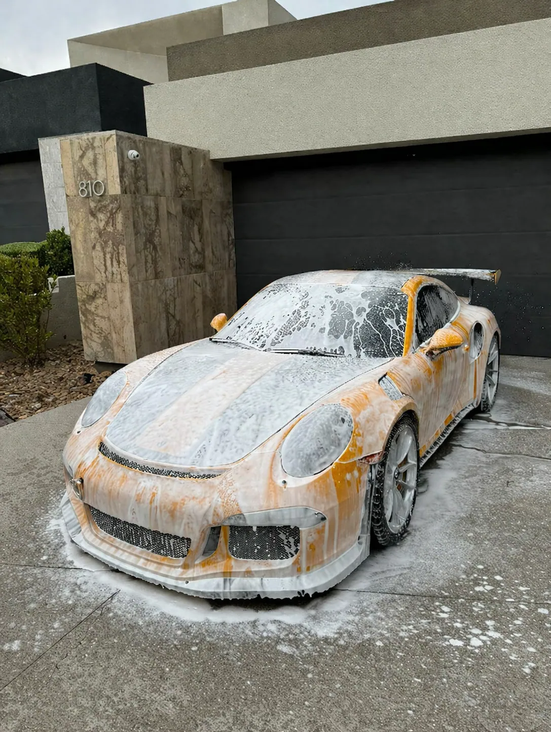 Avto detajling zunanjost